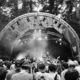 Georgias Auftritt auf dem Appletree Garden Festival 2016.