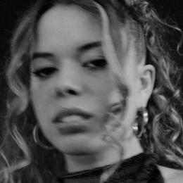 Nilüfer Yanya by Molly Daniel