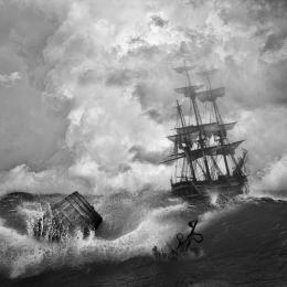 Schiff im tosenden Meer