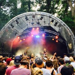 Georgias Auftritt auf dem Appletree Garden Festival 2016.