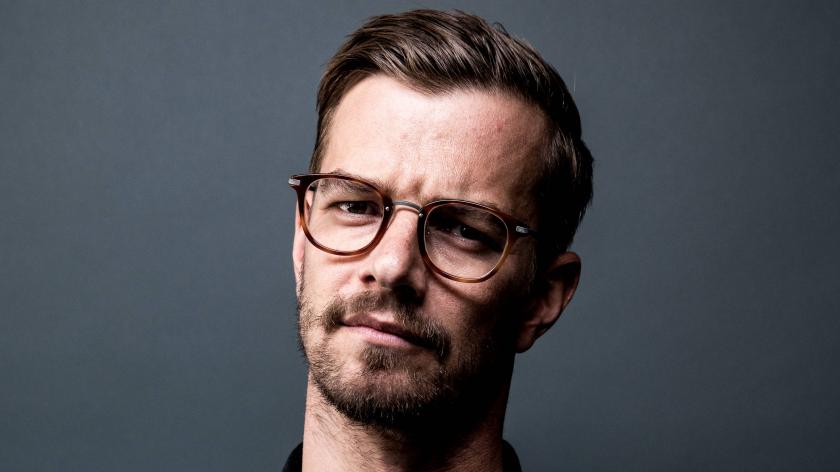 Wir fragen Joko anlässlich seines 40. Geburtstages, ob er sich mittlerweile erwachsen fühlt.